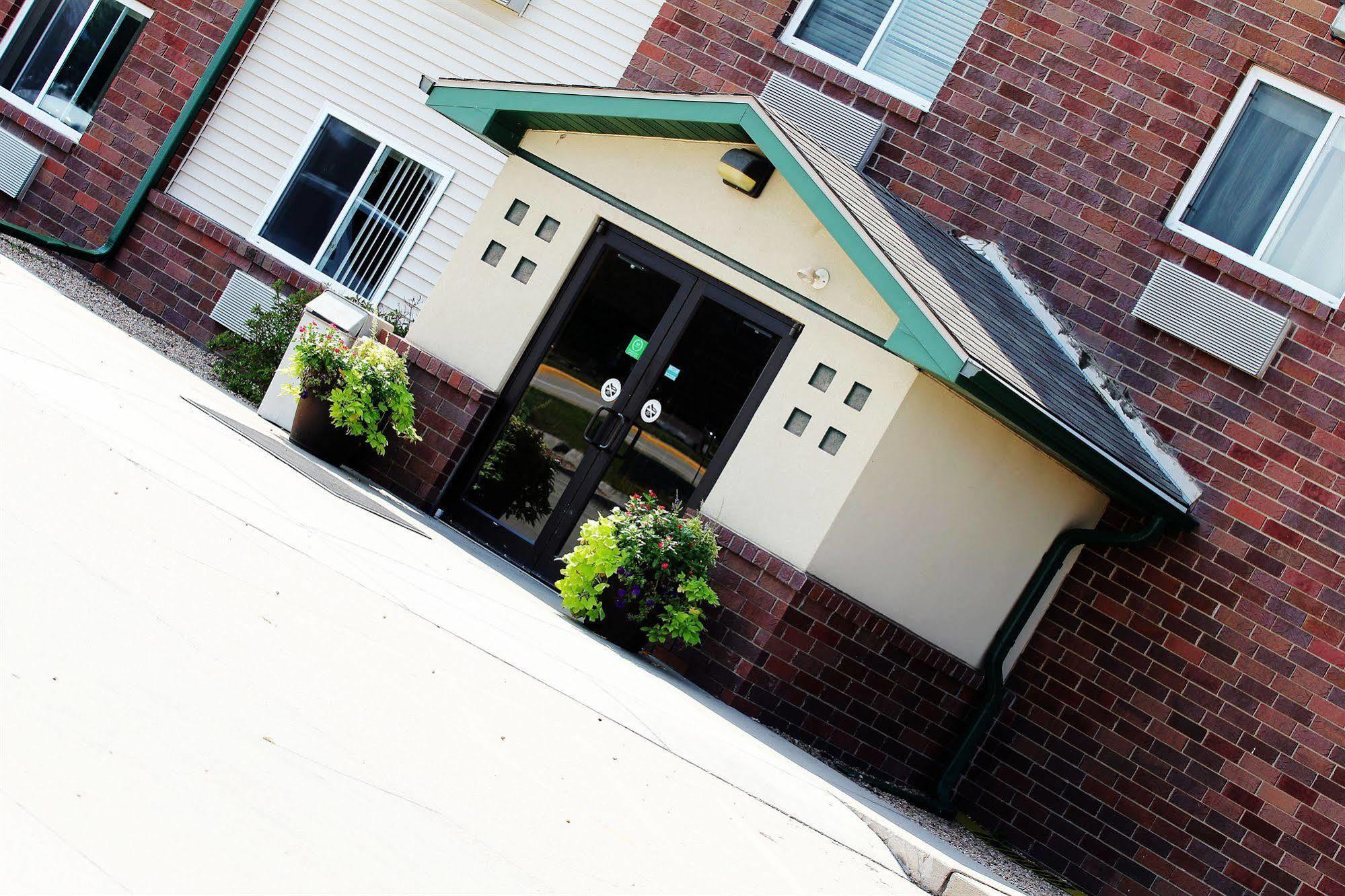 Capri Inn & Suites - Beatrice Exterior foto